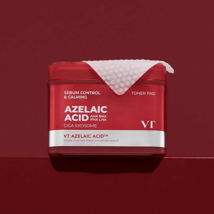 VT Azelaic Acid Toner Pad – frasco rojo con pad texturizado, perfecto para igualar el tono de la piel y reducir las impurezas.