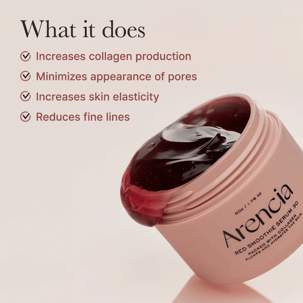 Tarro abierto Arencia Red Smoothie Serum 30 con textura gelatinosa, listado Ventajas: aumento de colágeno, poros minimizados, mejor elasticidad, reducción de líneas.