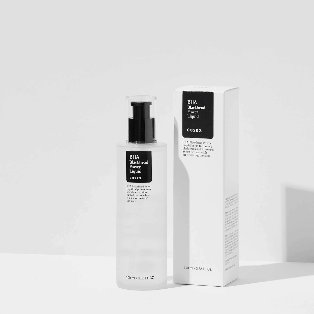 COSRX BHA Blackhead Power Liquid 100 ml con empaque – suero facial exfoliante con BHA que combate los puntos negros y el exceso de sebo.
