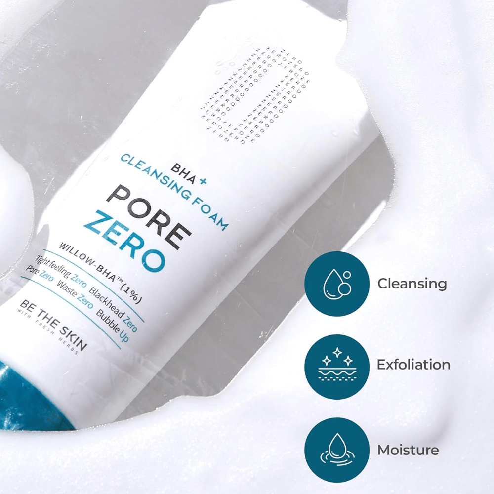 Imagen del producto centrada en las tres propiedades principales del limpiador: limpieza, exfoliación e hidratación. Los iconos y los efectos de agua/espuma refuerzan la sensación de una limpieza facial fresca y equilibrante.