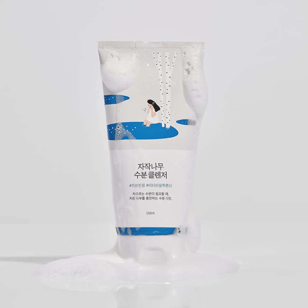 ROUND LAB Birch Juice Moisturizing Cleanser 150 ml en tubo con espuma cremosa, limpiador facial suave con savia de abedul que limpia suavemente, hidrata la piel y es adecuado incluso para piel sensible.