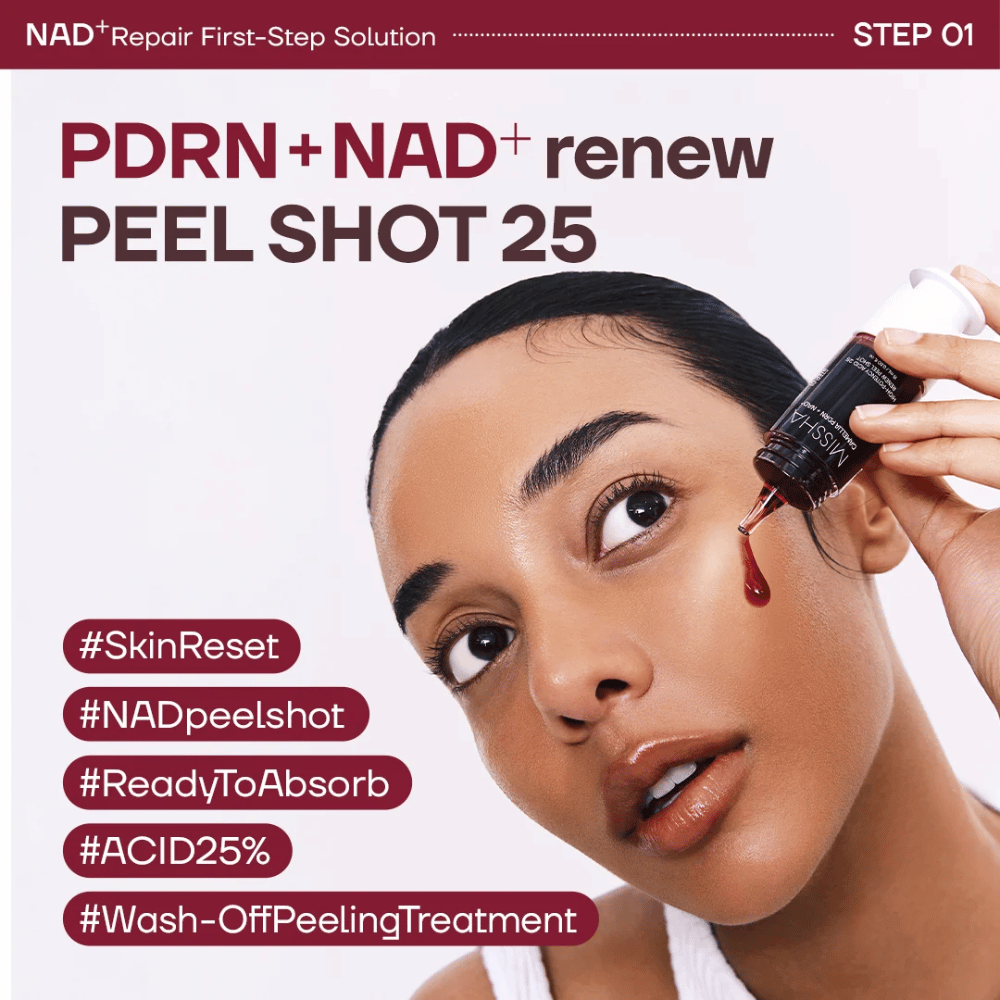 4. MISSHA Camellia PDRN NAD+ High-Potency Acid 25 Renew Peel Shot – modelo aplica exfoliante facial exfoliante en la mejilla