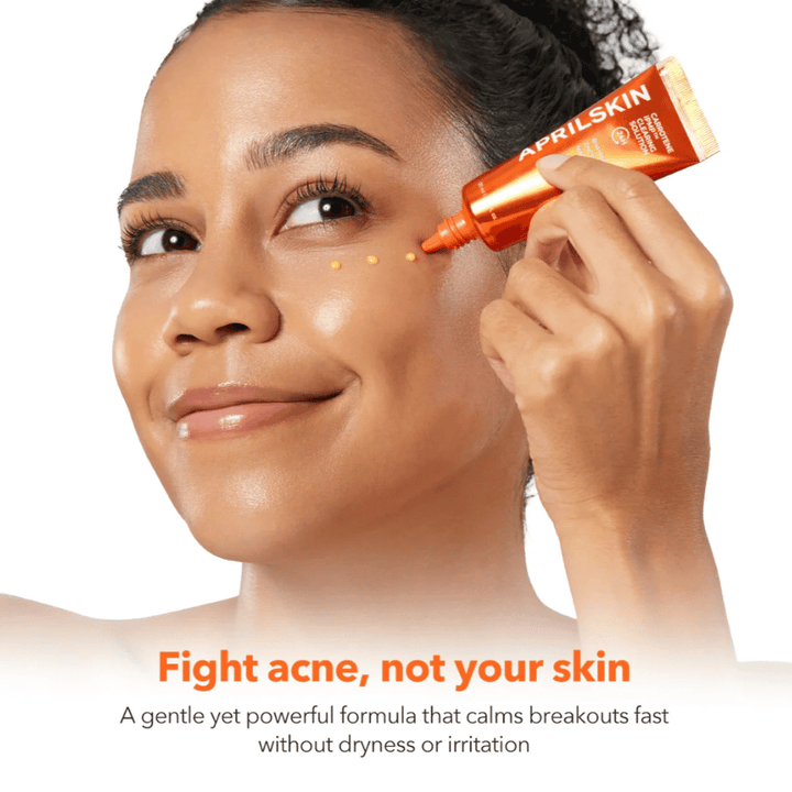 APRILSKIN Carrotene IPMP Clearing Solution se aplica como spot treatment contra el acné y granos, fórmula calmante con BHA, PHA, zinc y niacinamida para piel impura