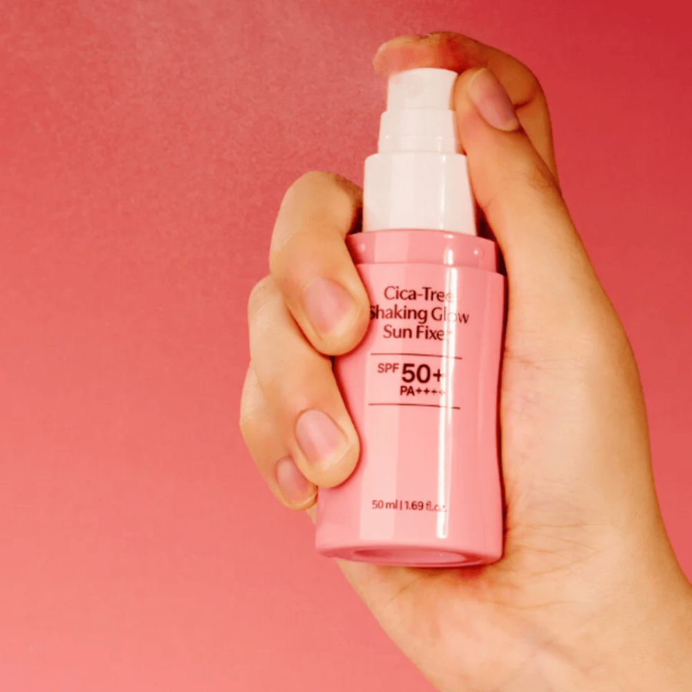TAGE Cica-Tree Shaking Glow Sun Fixer SPF50+ – aplicación de protector solar coreano con pulverizador