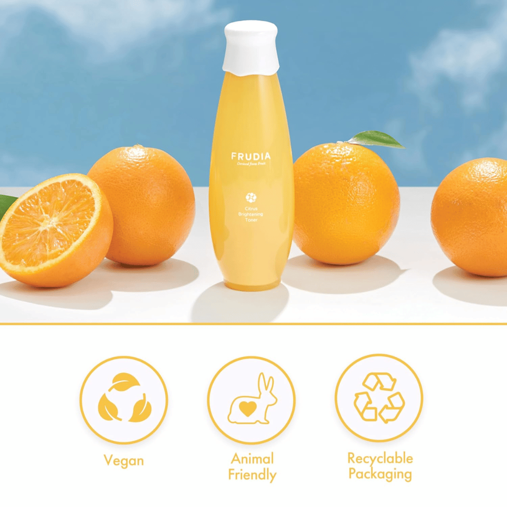 FRUDIA Citrus Brightening Toner con naranjas – tónico coreano iluminador con cítricos, vitamina C y extracto de frutas que iguala el tono de la piel y proporciona un brillo natural.