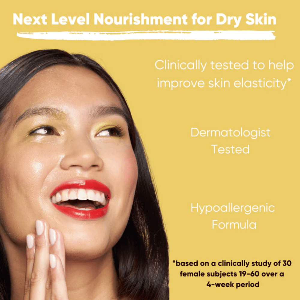 Modelo con piel radiante mostrando el efecto del Clean It Zero Ginseng-Glow Cleansing Balm, fórmula dermatológicamente probada e hipoalergénica que nutre y mejora la elasticidad de la piel seca.
