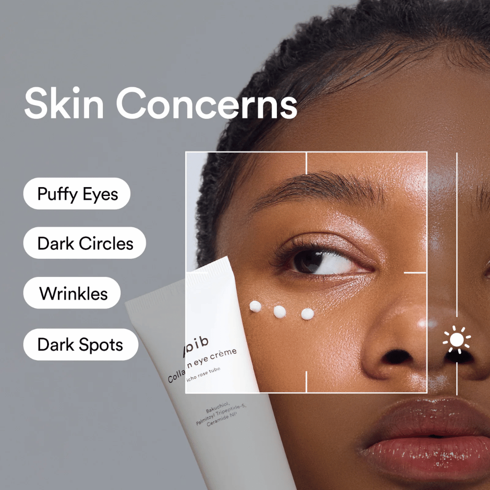 Mujer aplicando Abib Collagen Eye Crème debajo del ojo para tratar hinchazón, ojeras, arrugas y manchas de pigmentación.