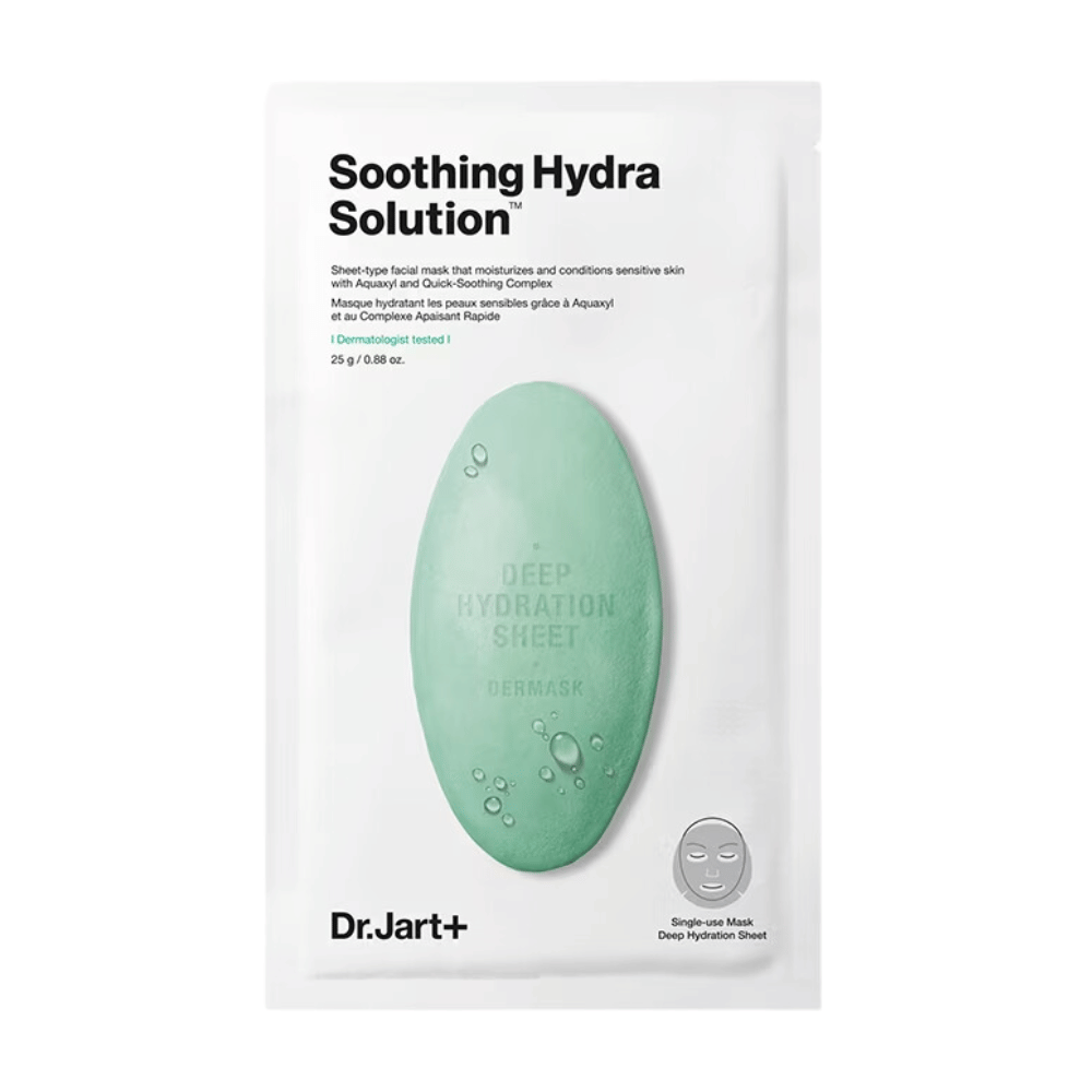 Un paquete de Dr.Jart+'s "Soothing Hydra Solution" mascarilla facial profundamente hidratante, con un diseño en forma de gota de agua verde sobre un fondo blanco. La mascarilla es un producto de un solo uso destinado a la hidratación profunda.