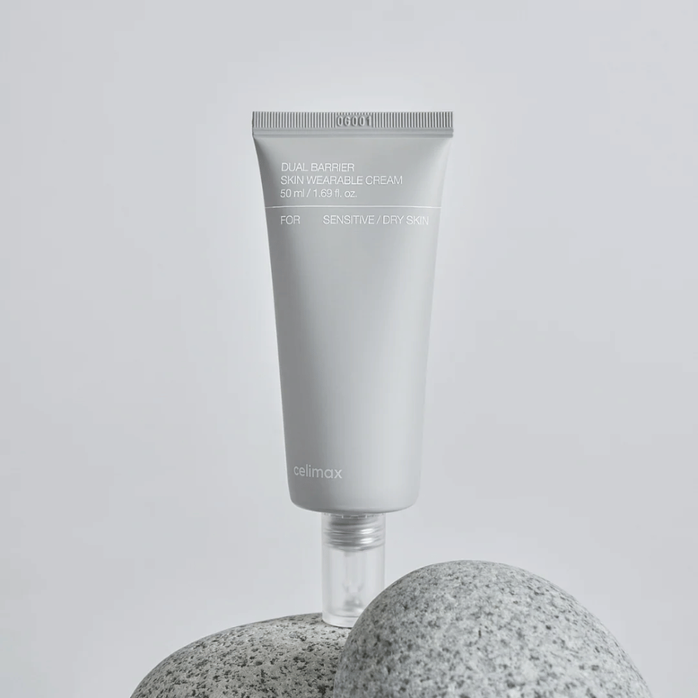 Celimax Dual Barrier Skin Wearable Cream sobre piedra, crema hidratante facial desarrollada para piel sensible y seca con enfoque en la barrera cutánea y confort.