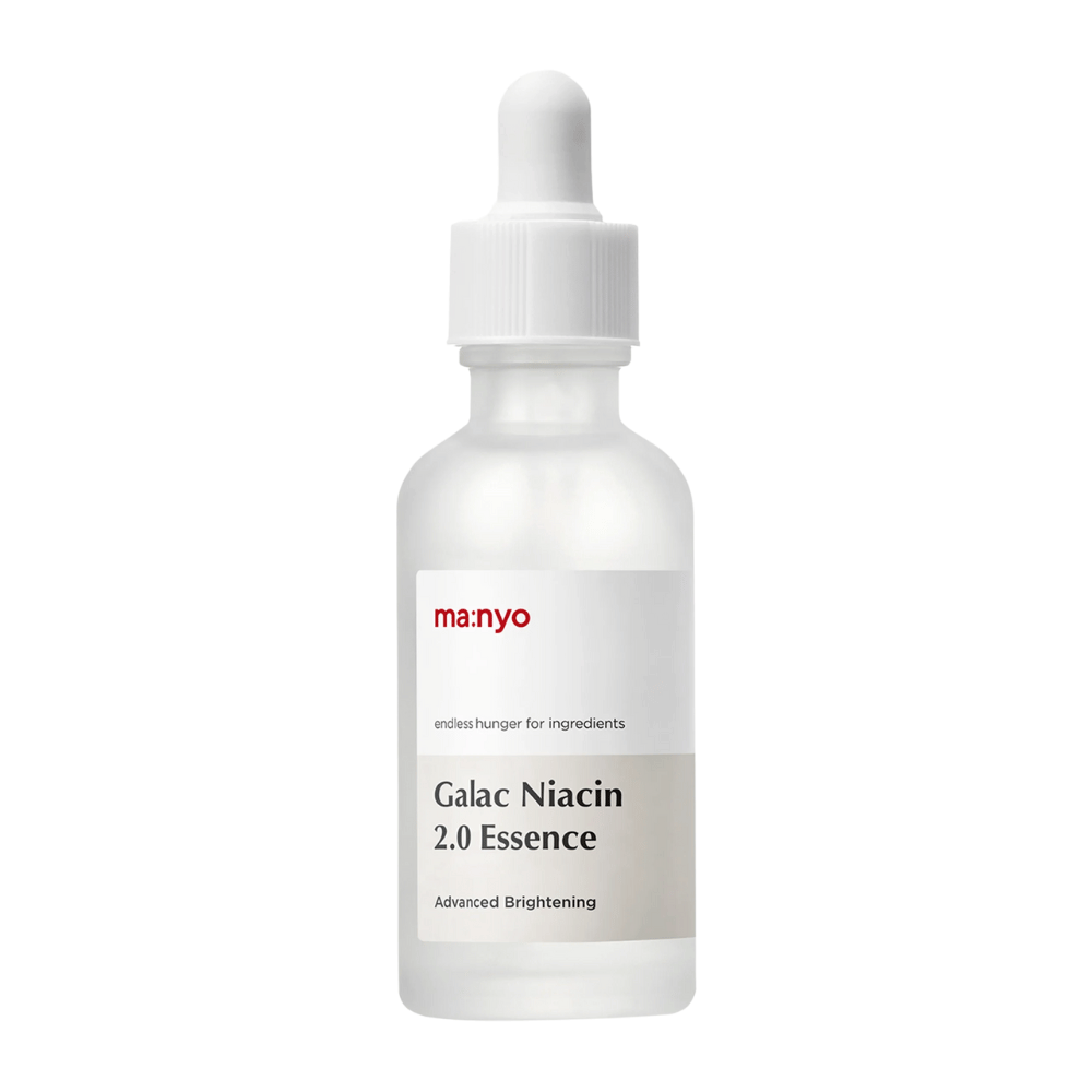 Primer plano de Ma:nyo Galac Niacin 2.0 Essence – fórmula avanzada actualizada que hidrata, ilumina y mejora la elasticidad de la piel.