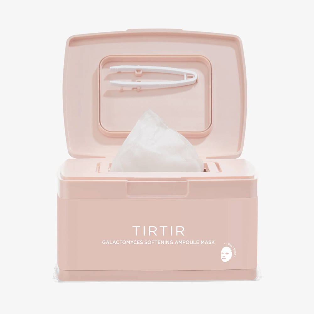 Empaque rosa con tapa abierta que muestra un Sheet mask elevado y pinzas adjuntas al interior de la tapa, marcado con el texto "TIRTIR GALACTOMYCES SOFTENING AMPOULE MASK".