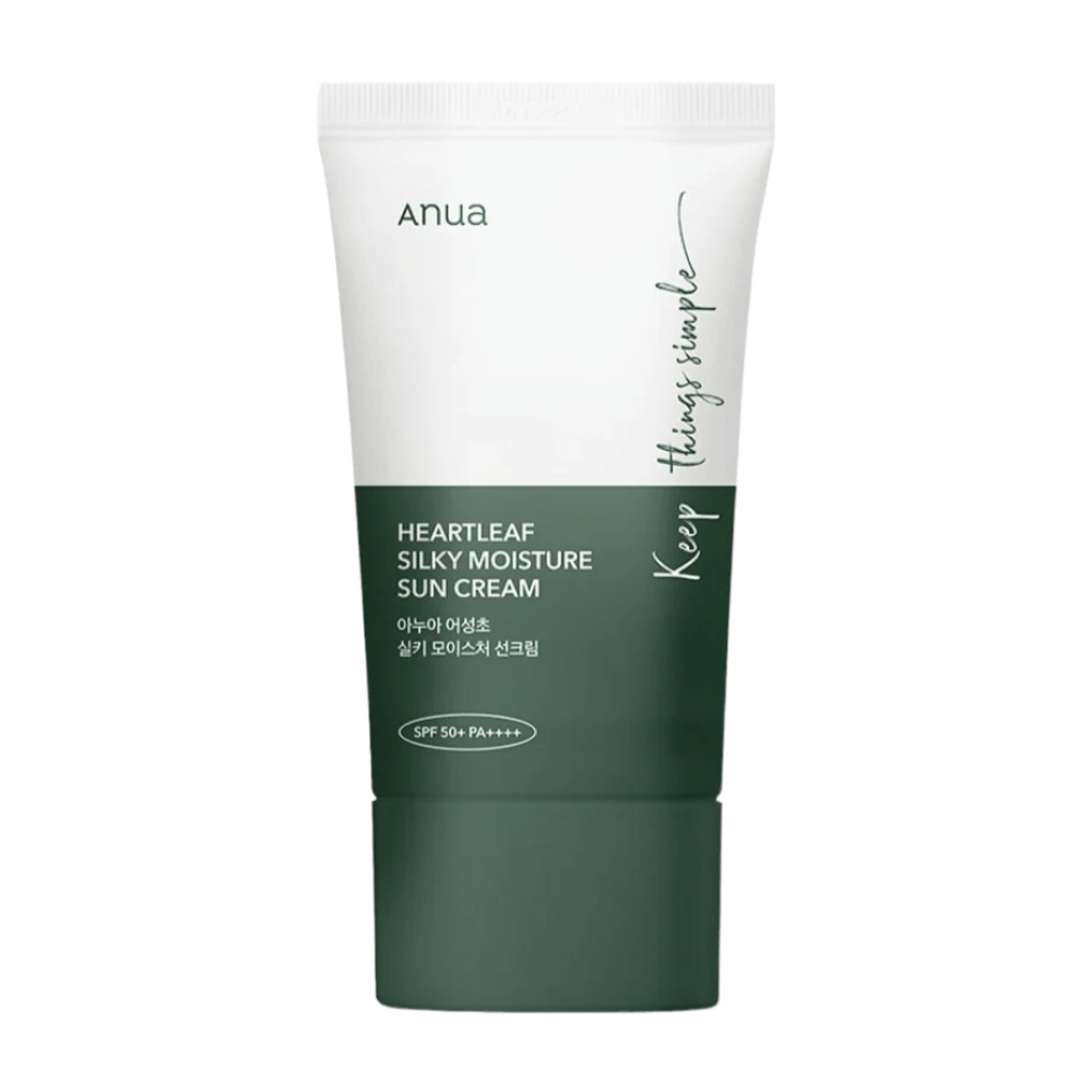 Un tubo de "Heartleaf Silky Moisture Sun Cream" de Anua, SPF 50+ PA++++.