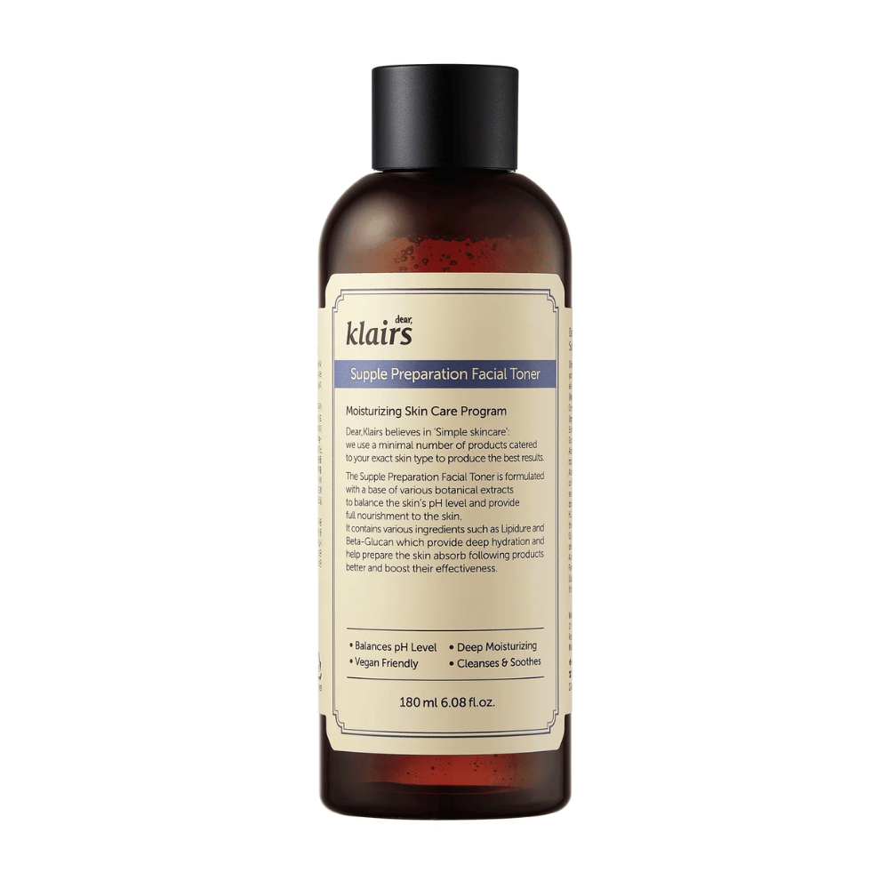 Una botella marrón de Klairs Supple Preparation Facial Toner con etiqueta blanca, información detallada del producto y beneficios, sobre un fondo blanco.