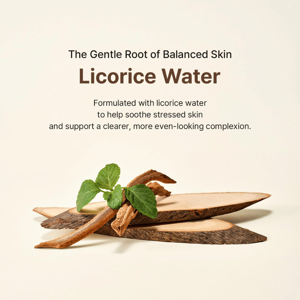 La raíz de regaliz y las hojas verdes ilustran el ingrediente principal de Acwell Licorice pH Balancing Essence Mist. El agua de regaliz ayuda a calmar la piel estresada y a contribuir a un tono de piel más uniforme.