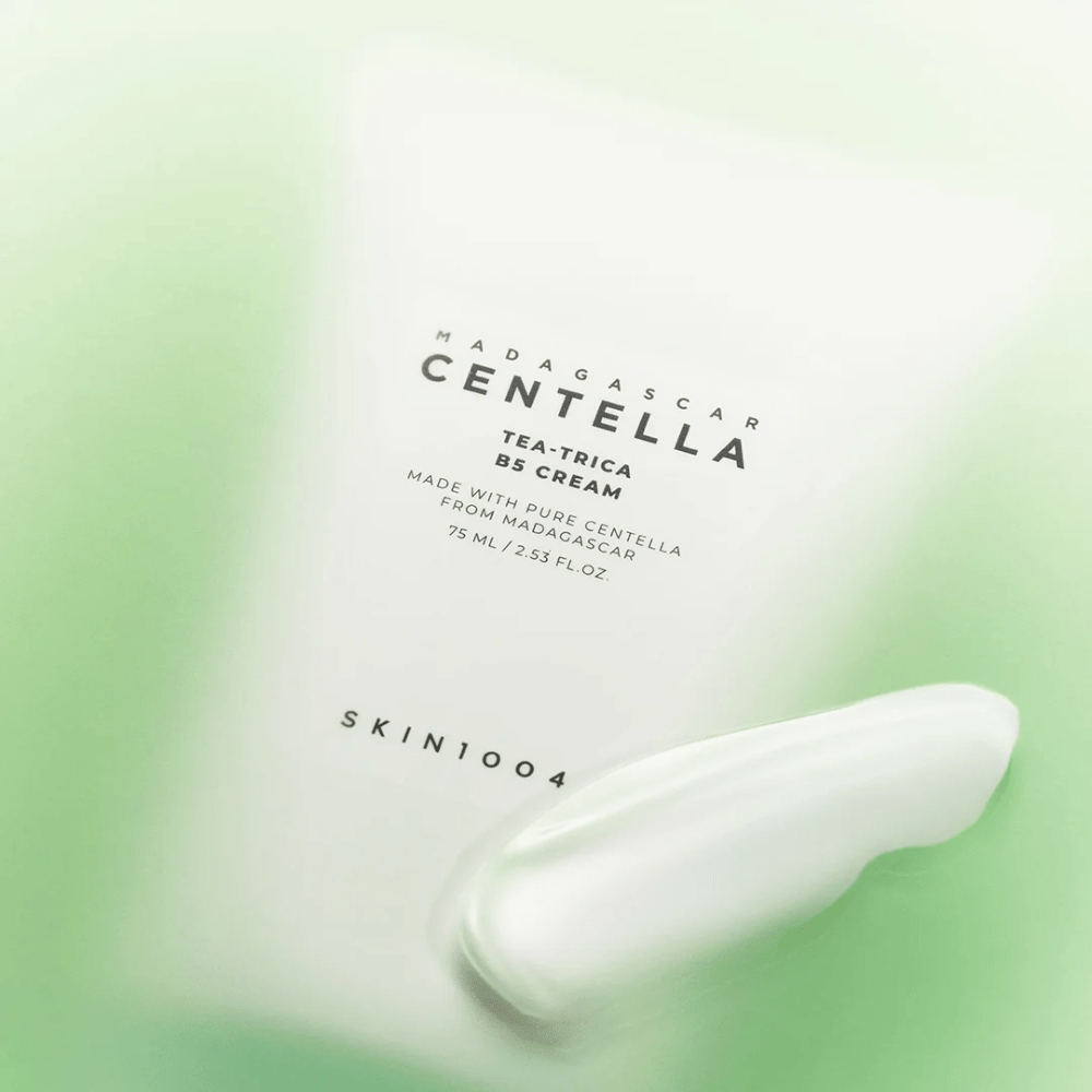 SKIN1004 Tea-Trica B5 Cream con fórmula ligera que equilibra la producción de sebo y es adecuada para piel grasa y propensa al acné