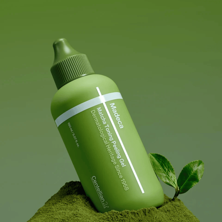 Centellian24 Madeca Matcha Toning Peeling Gel imagen del producto – exfoliante coreano suave peeling gel con matcha que ayuda a refinar la textura de la piel y dar una piel más fresca.
