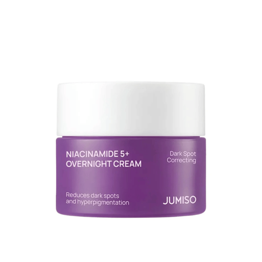 JUMISO Niacinamide 5+ Overnight Cream en tarro morado sobre un fondo claro. Crema de noche con niacinamida que ayuda a reducir las manchas de pigmentación, el tono desigual de la piel y a darle a la piel una luminosidad más uniforme durante la noche.