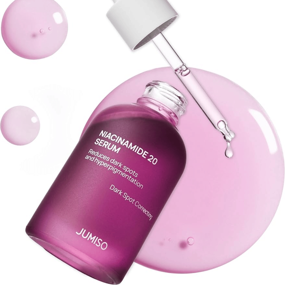 Primer plano de Jumiso Niacinamide 20 Serum – textura rosa claro que aclara eficazmente el tono de la piel y reduce la hiperpigmentación.