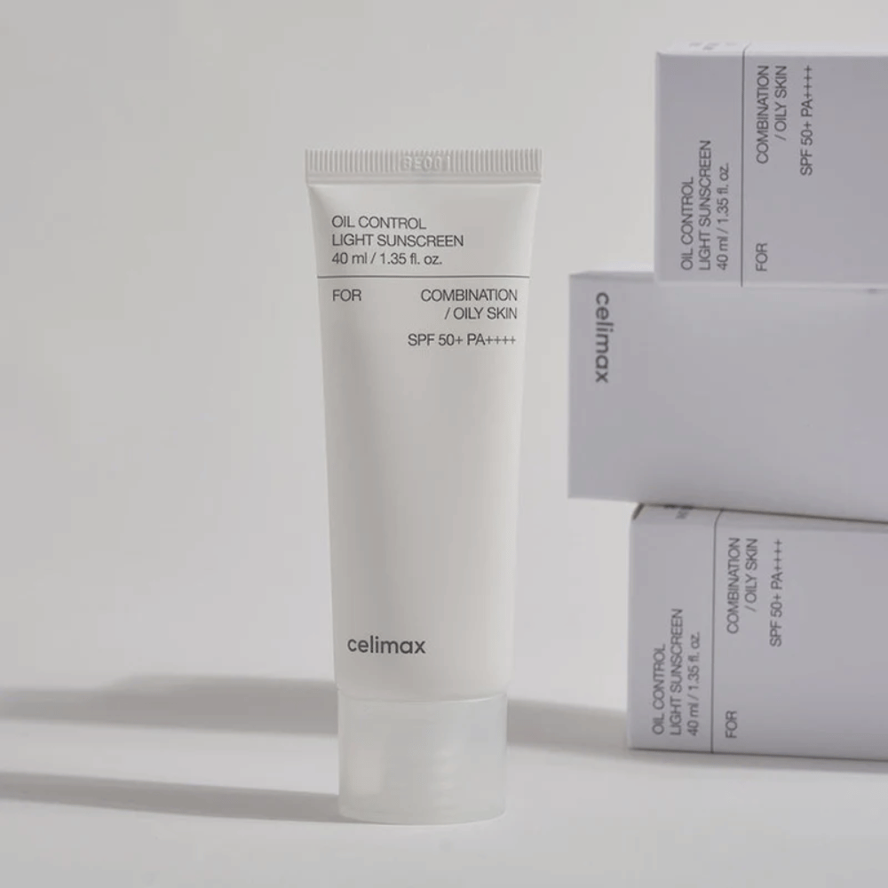 Celimax Oil Control Light Sunscreen SPF 50+ PA++++ en tubo con diseño minimalista, protector solar para piel mixta y grasa que controla el sebo y proporciona un acabado mate