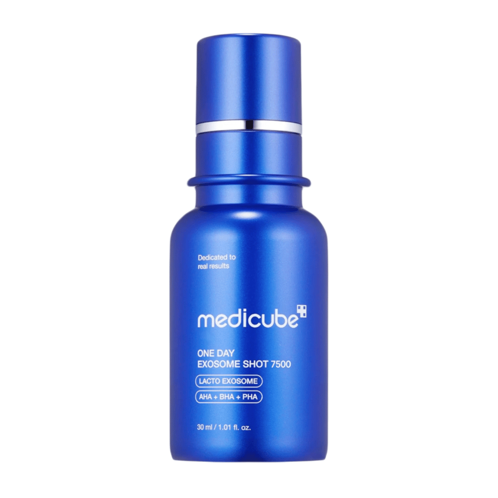 Medicube One Day Exosome Shot 7500 es una ampolla avanzada enriquecida con Lacto Exosome y AHA, BHA, PHA para un cuidado intensivo de la piel. Diseñada para mejorar la textura de la piel y reducir los poros visibles. Adecuada para usuarios experimentados con una concentración de 7 500 PPM.