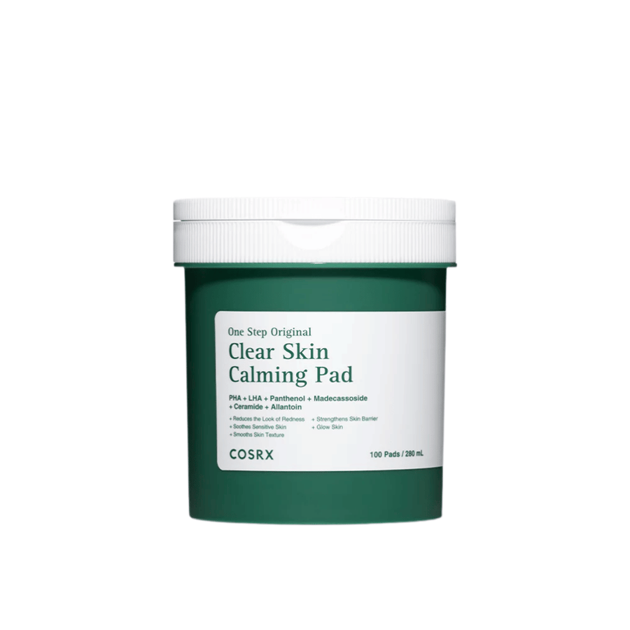 Imagen de producto recortada de COSRX One Step Original Clear Skin Calming Pad en envase verde sobre un fondo claro.