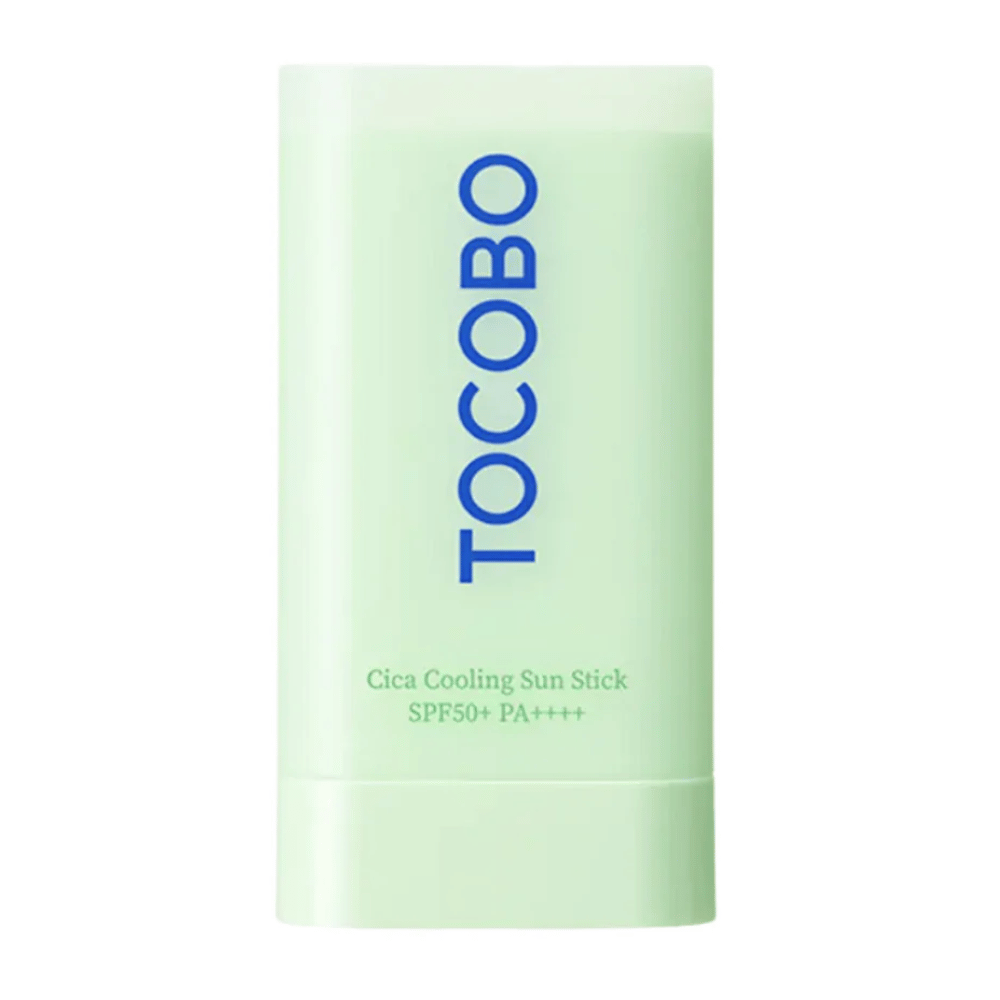 Tocobo Cica Cooling Sun Stick SPF50+ PA++++ en un empaque verde menta con texto azul, mostrado sobre un fondo blanco.