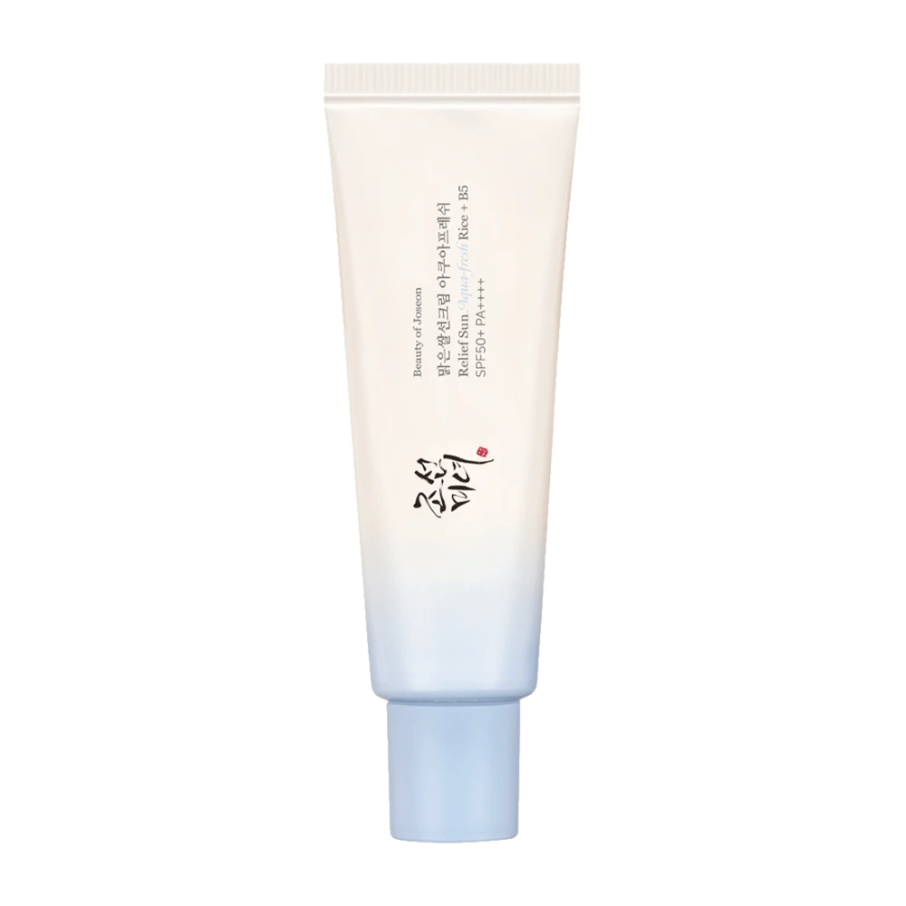 Beauty of Joseon Relief Sun: Aqua-Fresh Rice + B5, crema solar con SPF 50+ PA++++. Una fórmula ligera e hidratante que protege la piel contra la radiación UV mientras la cuida con extracto de arroz y vitamina B5.