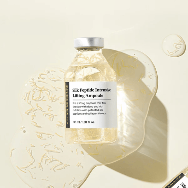 SUNGBOON EDITOR Silk Peptide Intensive Lifting Ampoule con péptidos de seda en sérum que proporcionan hidratación profunda, glow y efecto reafirmante.