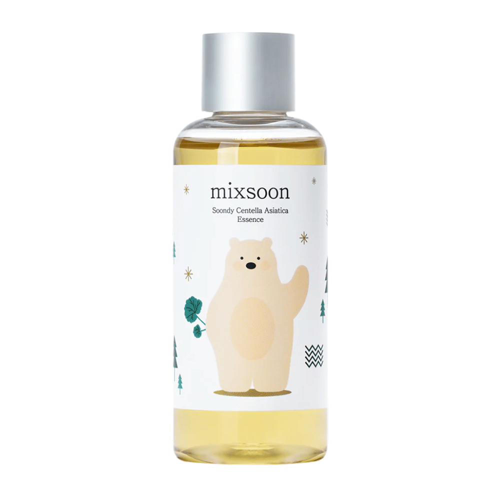 Imagen del producto de Mixsoon Soondy Centella Asiatica Essence en botella transparente con ilustración de oso, sobre fondo blanco.