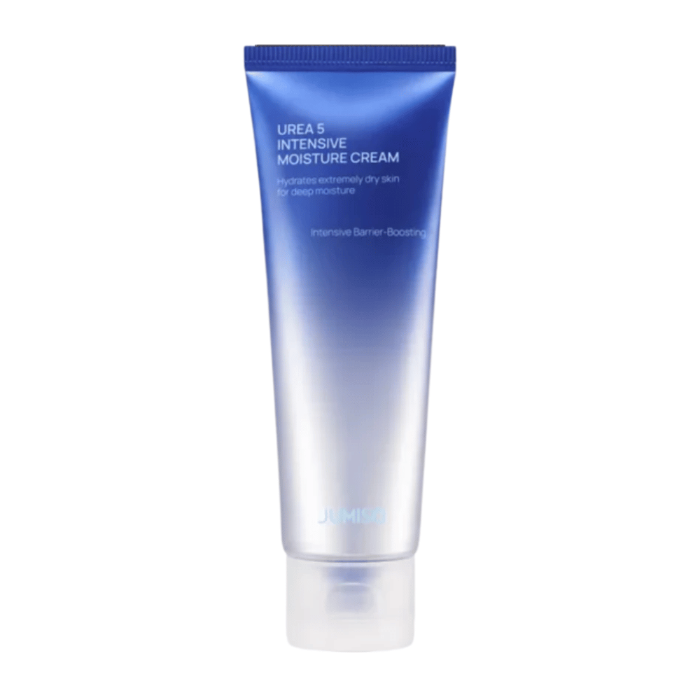 Imagen de producto recortada de Jumiso Urea 5 Intensive Moisture Cream sobre fondo blanco. El tubo azul con diseño minimalista resalta el enfoque del producto en la hidratación intensiva y el cuidado fortalecedor de la barrera cutánea para piel muy seca.
