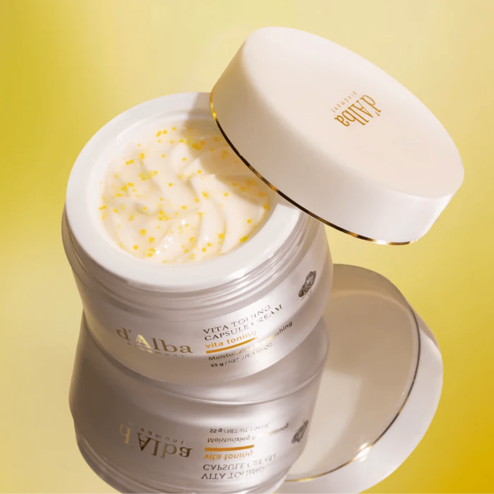 d’Alba Vita Toning Capsule Cream crema facial – crema hidratante con tecnología de cápsulas que ayuda a nutrir y suavizar la textura de la piel.