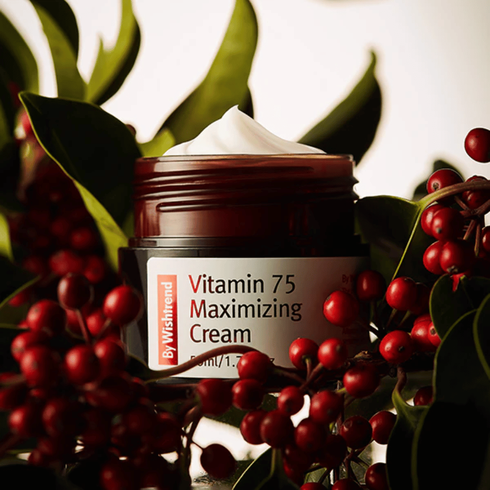 By Wishtrend Vitamin 75 Maximizing Cream con extracto de espino amarillo rico en vitaminas que aporta glow, hidrata la piel y mejora la luminosidad de la piel.