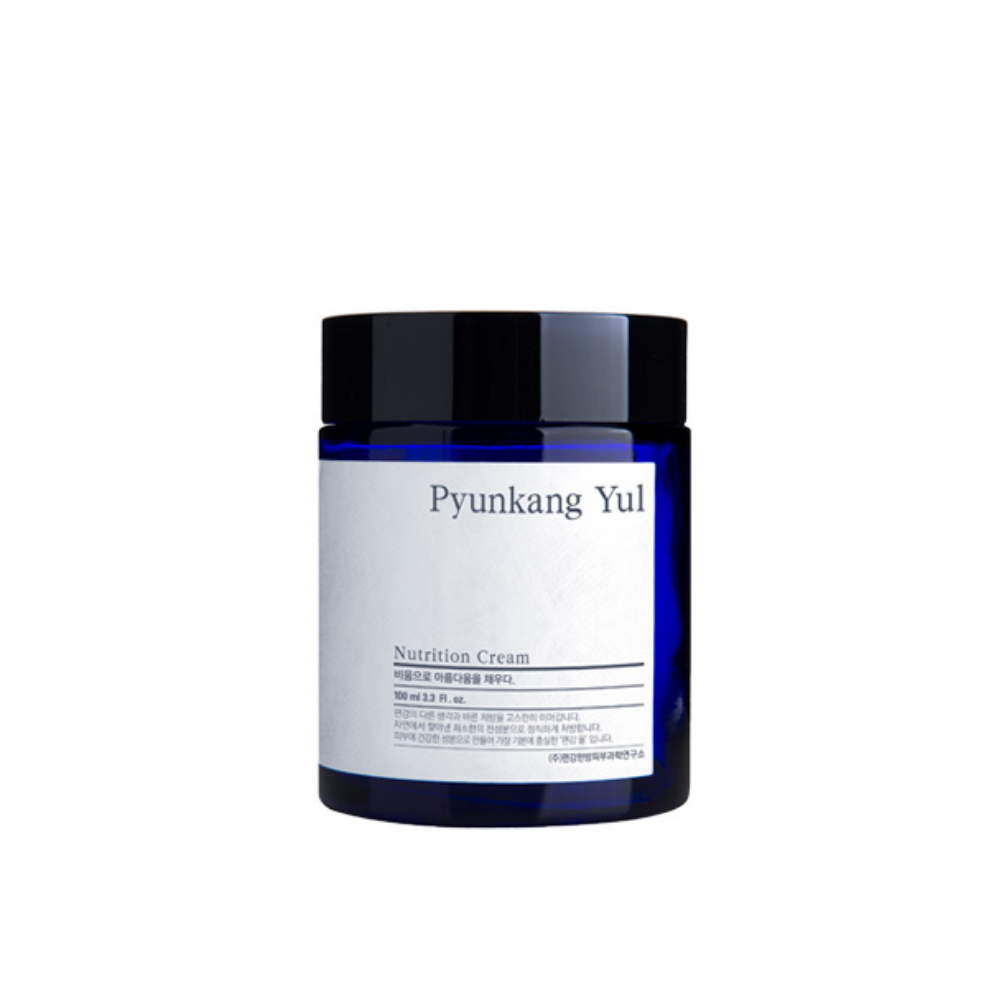 Un tarro Pyunkang Yul Nutrition Cream 100ml sobre fondo blanco.