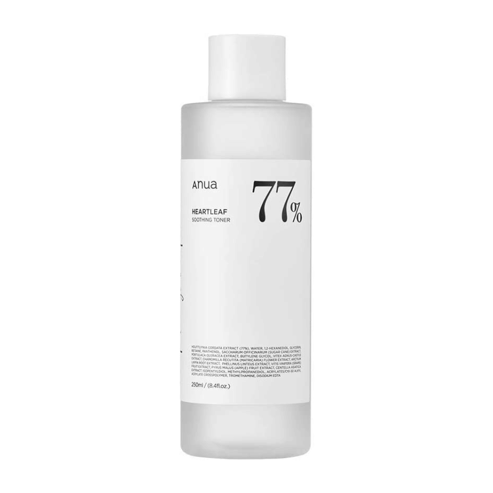 Una botella Heartleaf 77% Soothing Toner con una etiqueta Anua, formulada con tónico calmante para piel sensible.