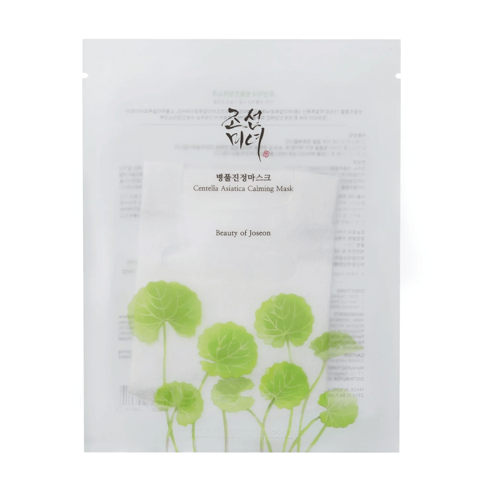 Un Centella Asiatica Calming Mask 1 unidad con hojas verdes de la marca Beauty of Joseon.