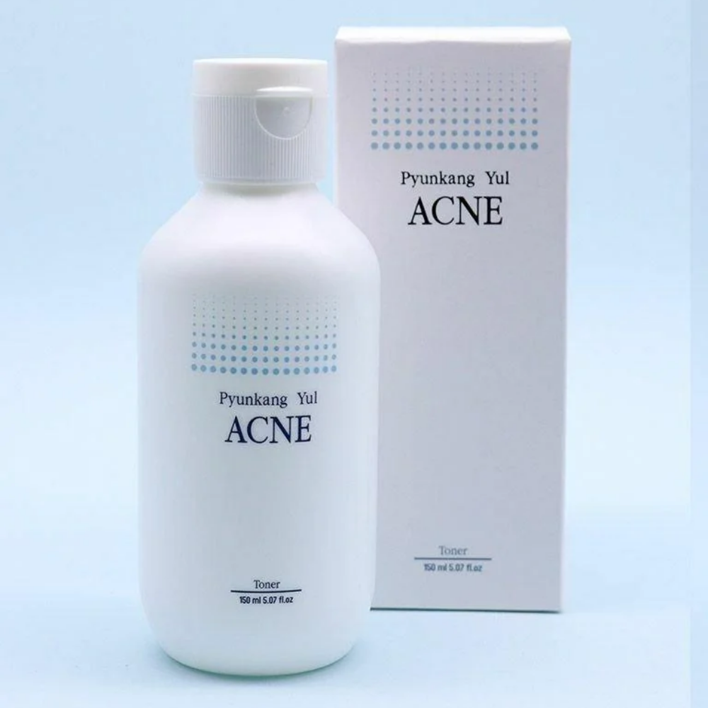 Una botella Pyunkang Yul Acne Toner 150ml.
