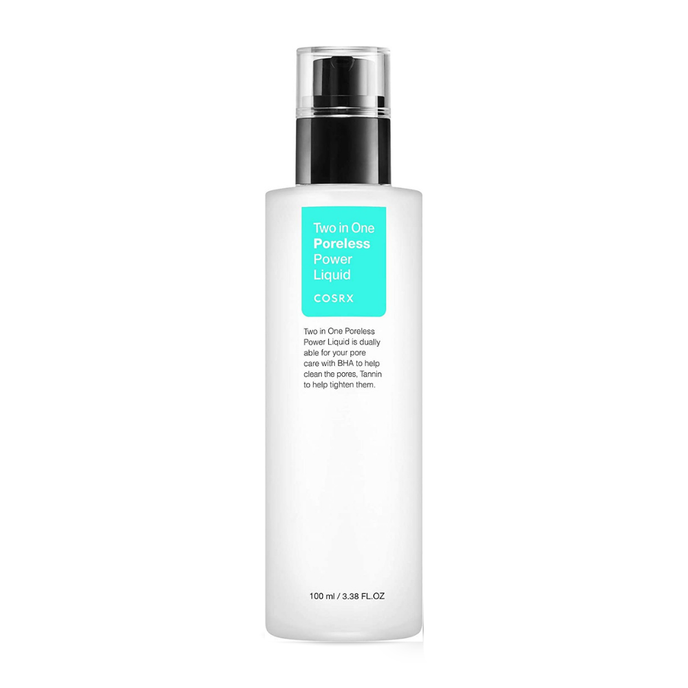 Una botella COSRX Two In One Poreless Power Liquid 100ml, diseñada para piel grasa, se muestra sobre un fondo blanco.
